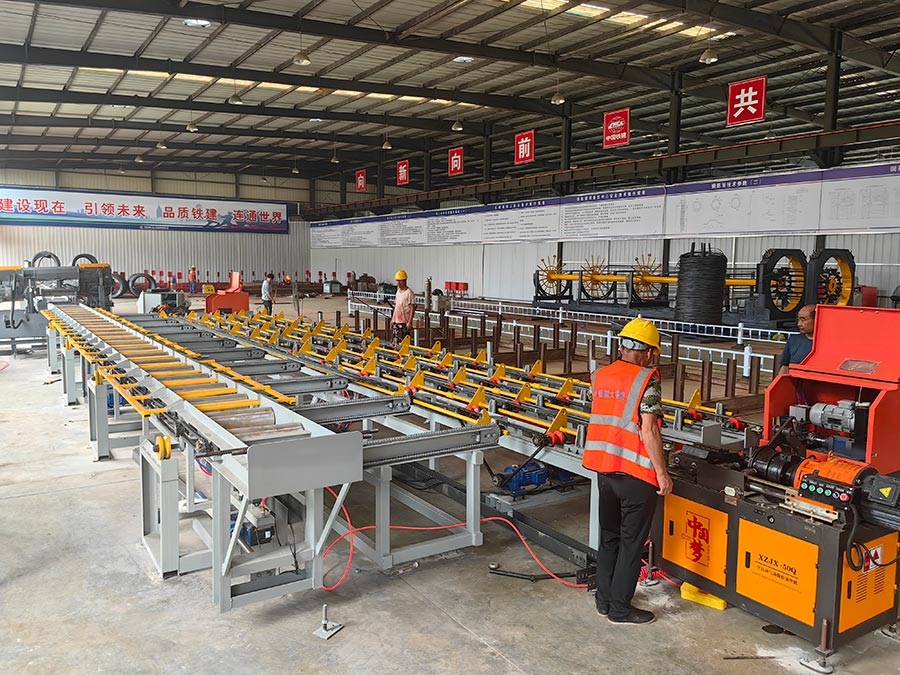 數控鋸切套絲打磨生產(chǎn)線(xiàn)2